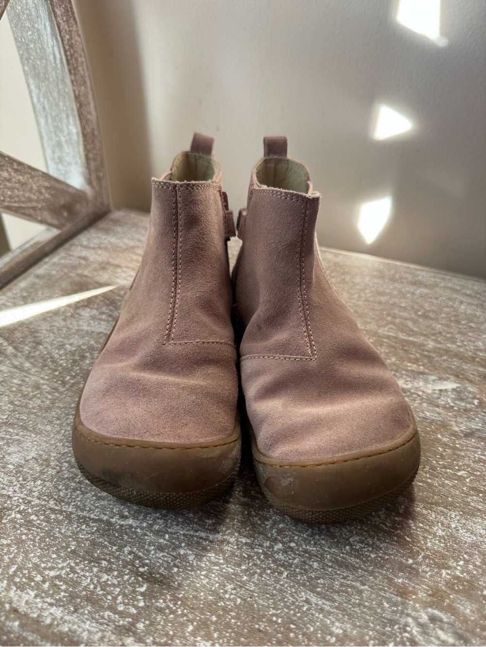 Naturino Kids Slip-On Suede Ankle Boots in Dusty Pink